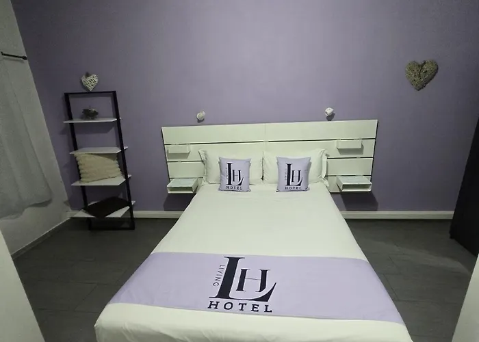 Hotel Living